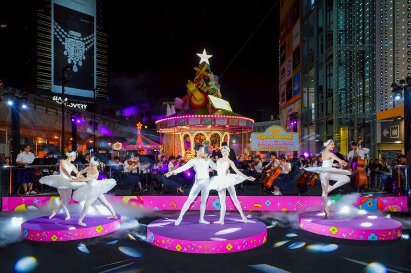 MBK Center Sparkling Happiness Light Up Ceremony