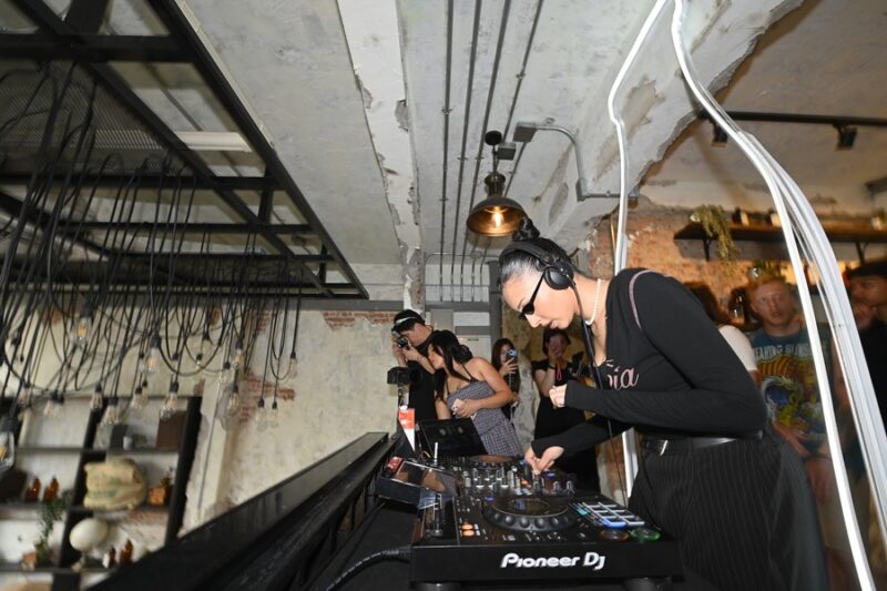 MILKLAB COFFEE RAVE