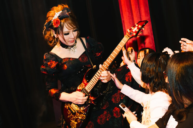 HIZAKI x Kaya "GRACE ADDICT" in BANGKOK