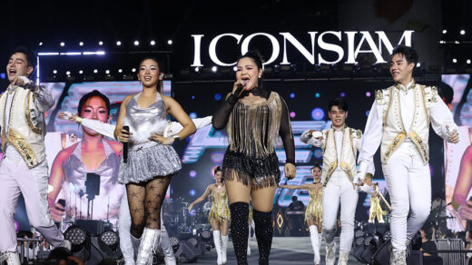 Amazing Thailand Countdown 2025 at ICONSIAM