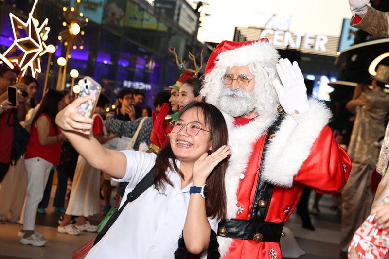 SIAM PARAGON THE MAGICAL CELEBRATION