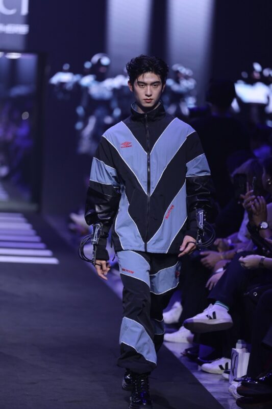 EMFASHIONICON EDGE