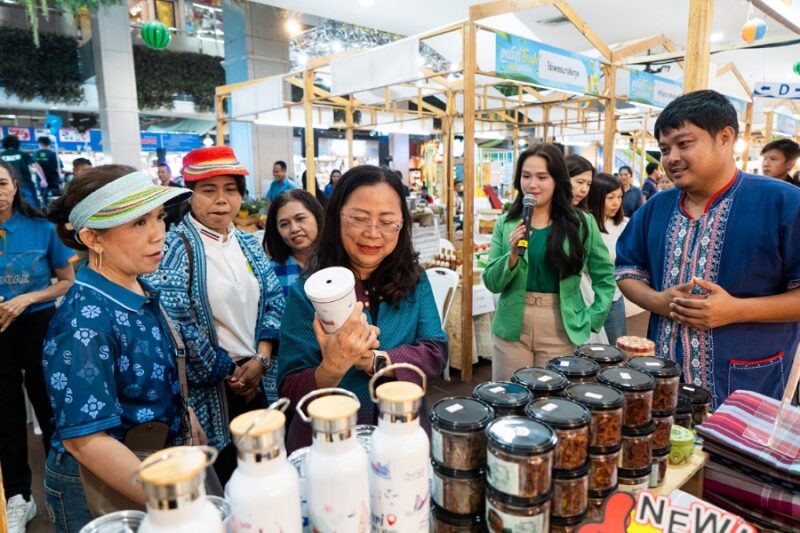 เพชรบุรี Fresh เกษตรกลางเมือง