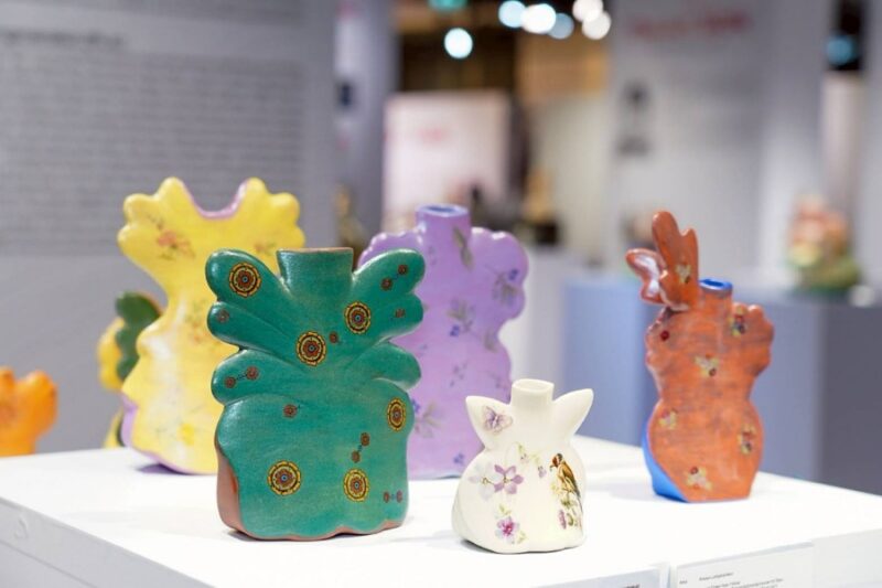 The Art Walk Exhibition by Tomoko Konno x Thai Artists