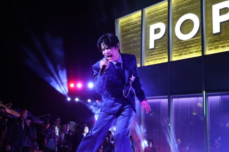 POP MART SAWASDEE ICONSIAM