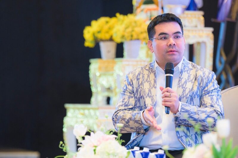 ผ้าไทยใส่ให้สนุก