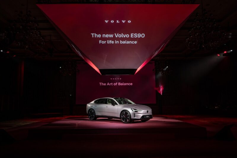 Volvo ES90