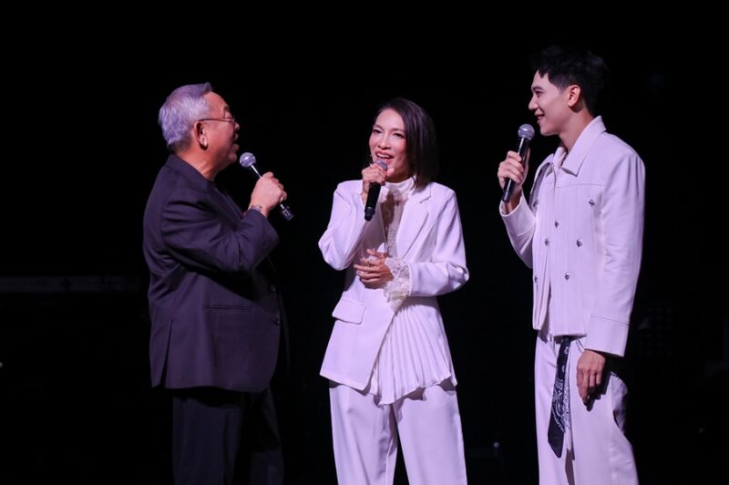 The Giving Concert 3 Generations 1 Heart
