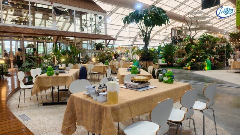 BAR B GON PLANET GARDEN