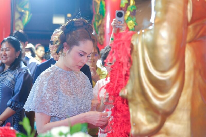 จิบน้ำชา ชมจันทร์ ไหว้พระจันทร์กับ อ.คฑา